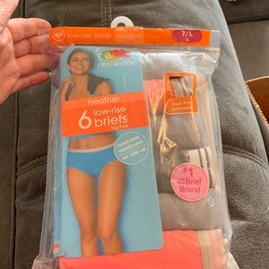 Fruit of the Loom size 7 low rise briefs